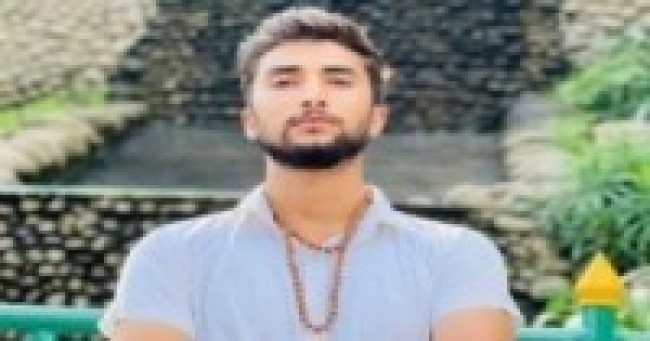 प्रधानमन्त्री कार्कीसँग विपिन जोशीका आमा र बहिनीको भेट